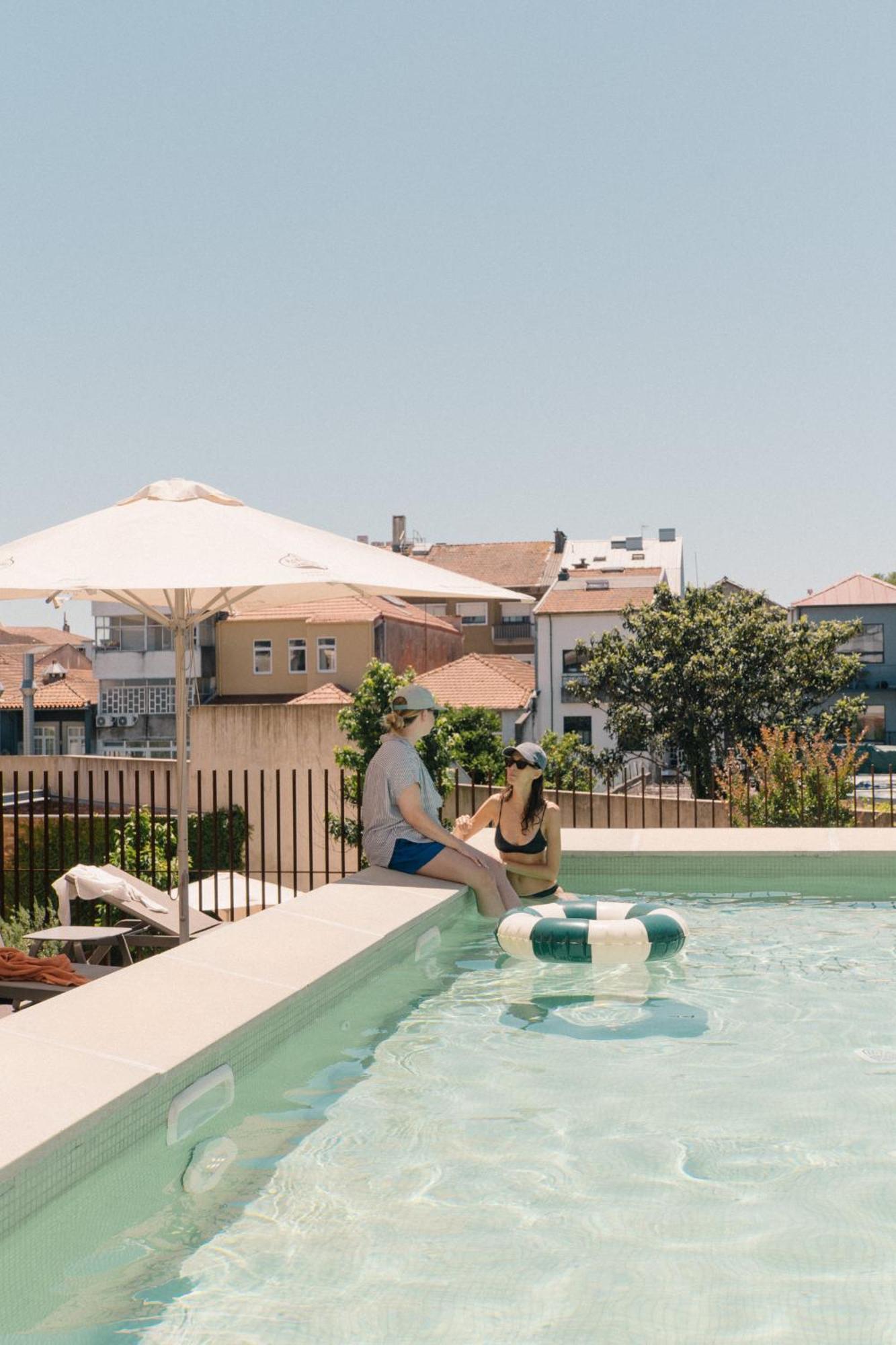 Outsite Porto Mouco Hotel Ngoại thất bức ảnh