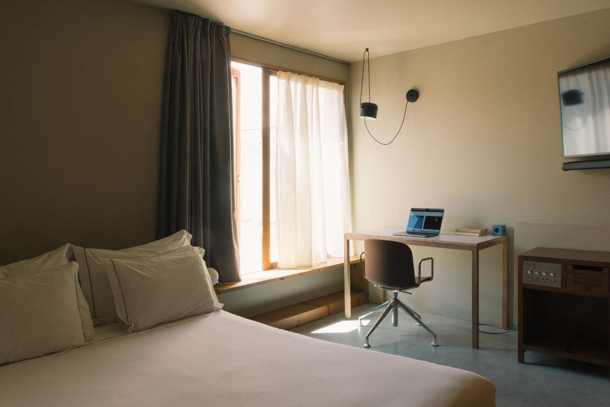 Outsite Porto Mouco Hotel Phòng bức ảnh